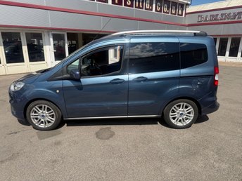 View our FORD TOURNEO COURIER