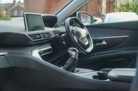 USED 2019 19 PEUGEOT 5008 1.2 PureTech Allure SUV 5dr Petrol Manual Euro 6 (s/s) (130 ps) 