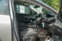 USED 2019 19 PEUGEOT 5008 1.2 PureTech Allure SUV 5dr Petrol Manual Euro 6 (s/s) (130 ps) 