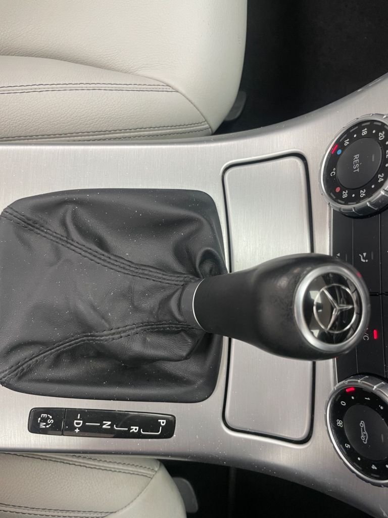 USED 2012 62 MERCEDES-BENZ SLK 2.1 SLK250 CDI BlueEfficiency AMG Sport Convertible 2dr Diesel G-Tronic+ Euro 5 (s/s) (204 ps) 