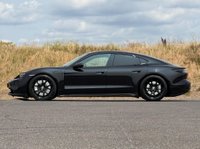 USED 2023 23 PORSCHE TAYCAN Performance Plus 93.4kWh 4S Auto 4WD 4dr (11kW Charger) 20K OPTIONS+PAN ROOF+PRIVACY