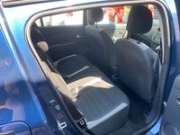 USED 2018 68 DACIA SANDERO STEPWAY 0.9 TCe Comfort Hatchback 5dr Petrol Manual Euro 6 (s/s) (90 ps) SERVICE HISTORY, LOW MILEAGE, SAT NAV, REAR PARKING SENSORS, 2 KEYS