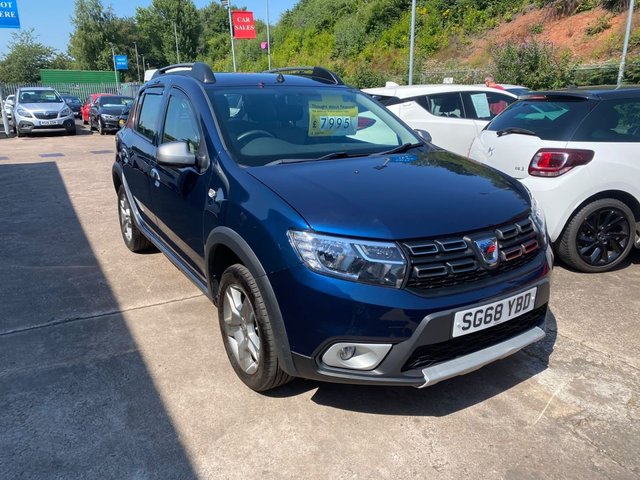 View our DACIA SANDERO STEPWAY