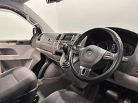 USED 2015 15 VOLKSWAGEN TRANSPORTER 2.0 BiTDI BlueMotion Tech T32 Highline Kombi 4dr Diesel DSG L1 H1 (188 g/km, 178 bhp) Automatic DSG T32  Highline 5 Seater Kombi Van very versatile double side slide doors, cruise control, climatic airconditioning