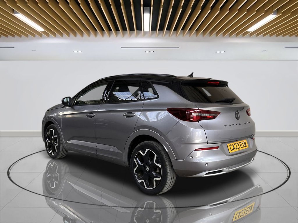 2023 Vauxhall Grandland — image 4