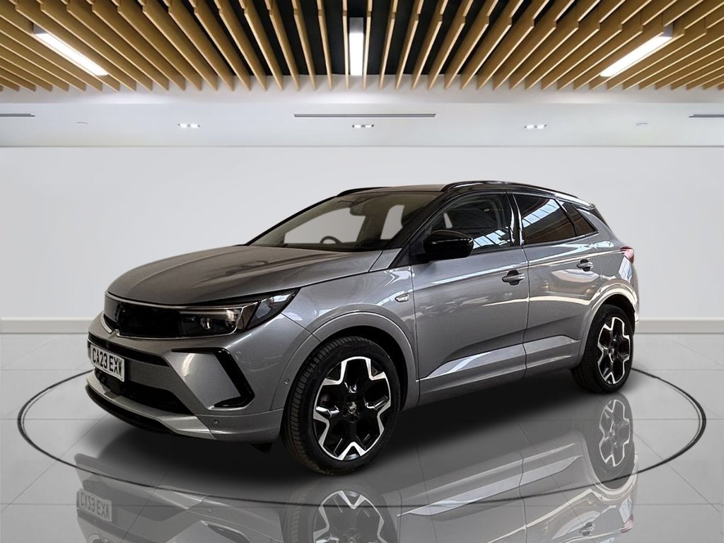 2023 Vauxhall Grandland — image 2