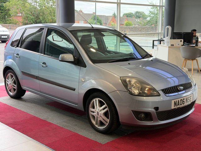 2006 FORD FIESTA