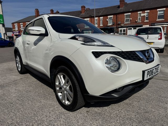 View our Nissan Juke 1.6 Acenta Premium SUV 5dr Petrol XTRON Euro 6 (117 ps)