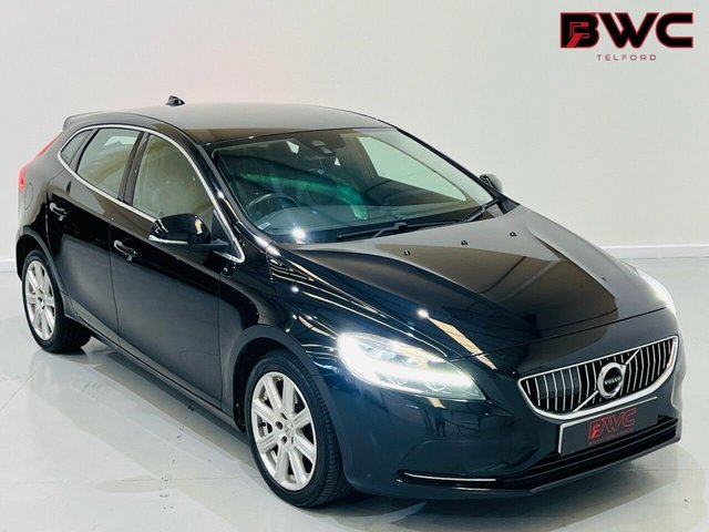 View our VOLVO V40