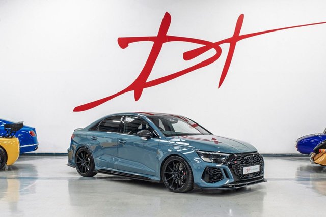 View our AUDI RS3