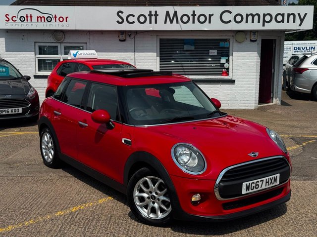 View our MINI Hatch 1.2 One Hatchback 5dr Petrol Manual Euro 6 (s/s) (102 ps) PAN ROOF