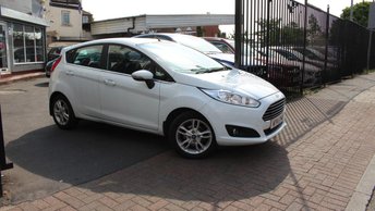 2014 FORD FIESTA