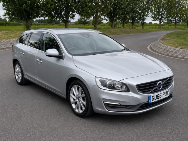 View our VOLVO V60