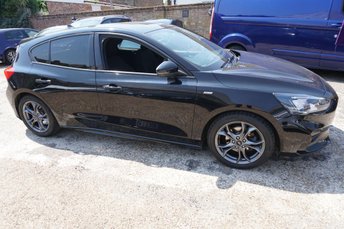 View our FORD FOCUS