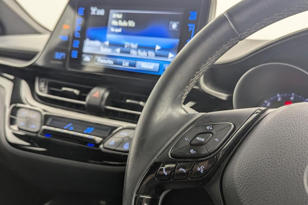 USED 2019 68 TOYOTA C-HR 1.2 VVT-i Icon SUV 5dr Petrol Manual Euro 6 (s/s) (116 ps) Bluetooth, Climate, Cruise