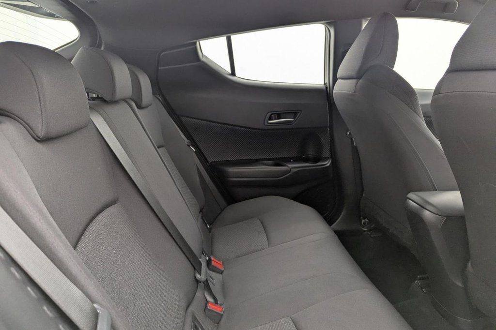 USED 2019 68 TOYOTA C-HR 1.2 VVT-i Icon SUV 5dr Petrol Manual Euro 6 (s/s) (116 ps) Bluetooth, Climate, Cruise