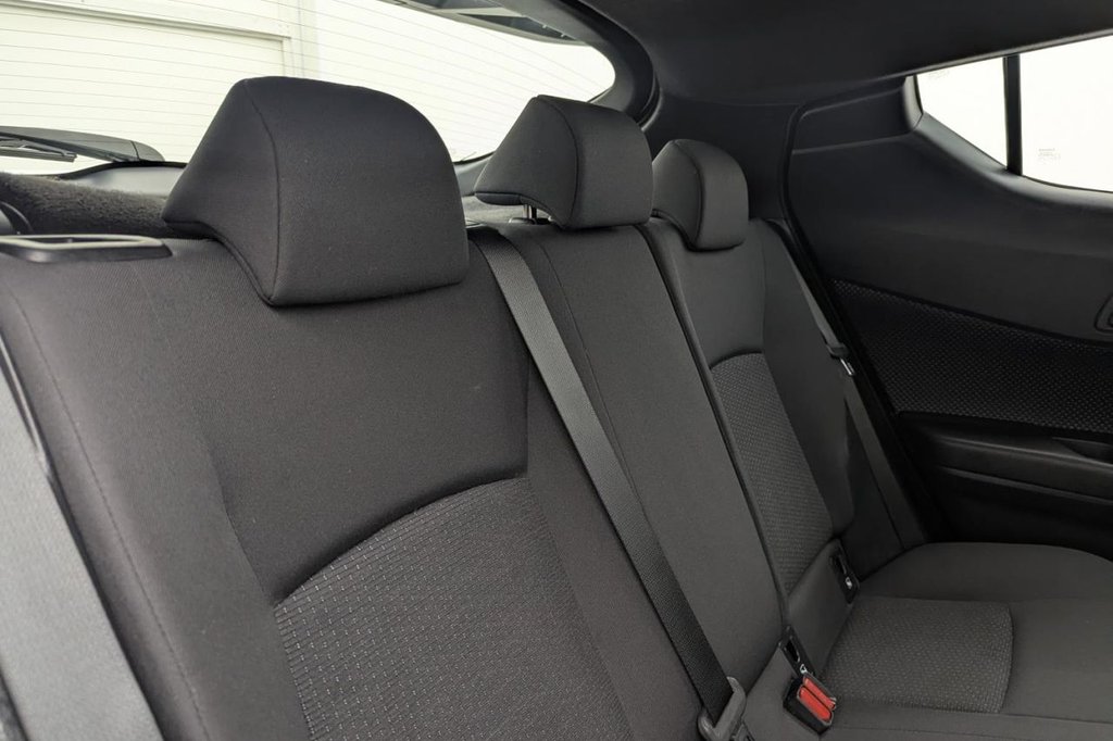 USED 2019 68 TOYOTA C-HR 1.2 VVT-i Icon SUV 5dr Petrol Manual Euro 6 (s/s) (116 ps) Bluetooth, Climate, Cruise