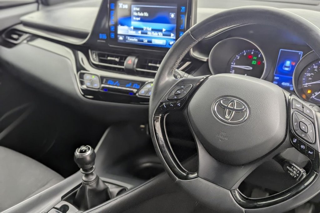 USED 2019 68 TOYOTA C-HR 1.2 VVT-i Icon SUV 5dr Petrol Manual Euro 6 (s/s) (116 ps) Bluetooth, Climate, Cruise