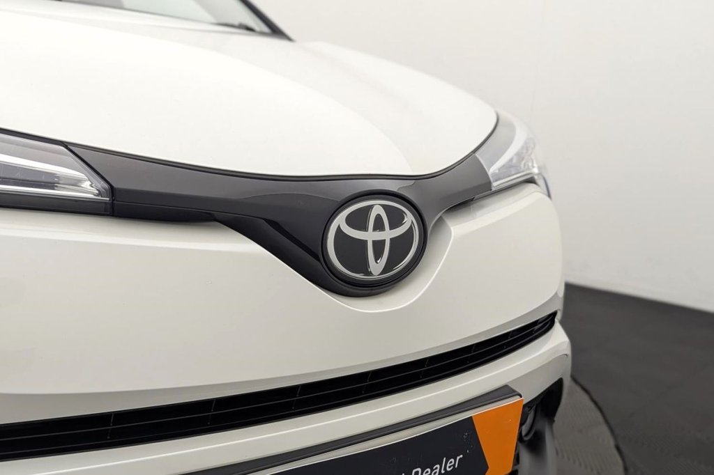 USED 2019 68 TOYOTA C-HR 1.2 VVT-i Icon SUV 5dr Petrol Manual Euro 6 (s/s) (116 ps) Bluetooth, Climate, Cruise