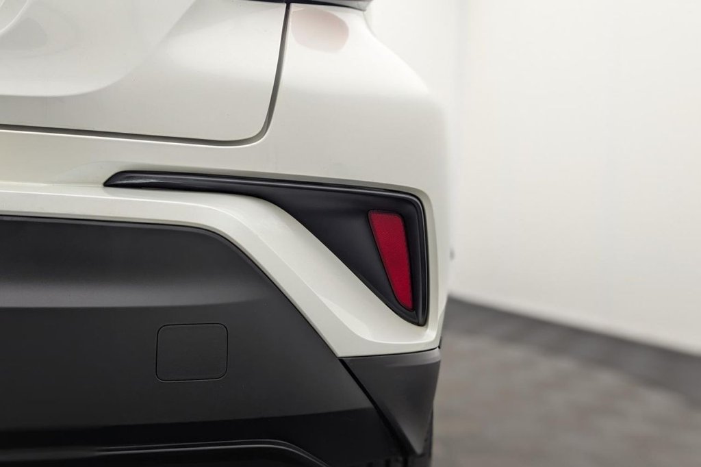 USED 2019 68 TOYOTA C-HR 1.2 VVT-i Icon SUV 5dr Petrol Manual Euro 6 (s/s) (116 ps) Bluetooth, Climate, Cruise