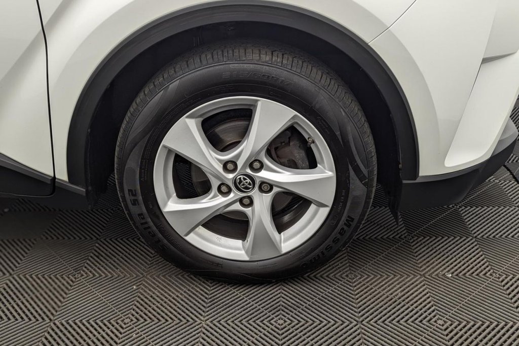 USED 2019 68 TOYOTA C-HR 1.2 VVT-i Icon SUV 5dr Petrol Manual Euro 6 (s/s) (116 ps) Bluetooth, Climate, Cruise