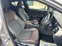 USED 2017 17 TOYOTA C-HR 1.8 VVT-h Excel SUV 5dr Petrol Hybrid CVT Euro 6 (s/s) (122 ps) LOVELY SPEC! 2 KEYS, ULEZ FREE