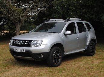 View our DACIA DUSTER