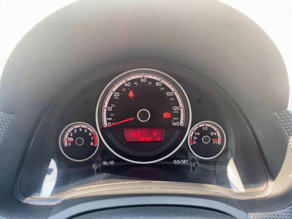 USED 2018 67 VOLKSWAGEN UP! 1.0 Move up! Hatchback 5dr Petrol ASG Euro 6 (s/s) (60 ps) RARE AUTO+AIR CON+ALLOYS+2KEYS