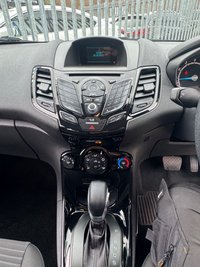 USED 2015 15 FORD FIESTA 1.6 Zetec Hatchback 5dr Petrol Powershift Euro 6 (105 ps) GREAT LOW MILEAGE FAMILY AUTO