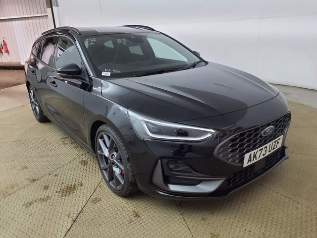 View our Ford Focus 2.3T EcoBoost ST Estate 5dr Petrol Manual Euro 6 (s/s) (280 ps)