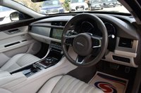 USED 2019 19 JAGUAR XF 3.0d V6 Portfolio Saloon 4dr Diesel Auto Euro 6 (s/s) (300 ps) 