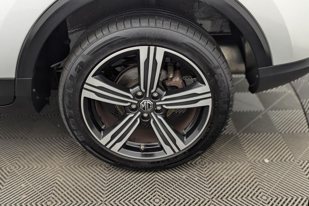 USED 2020 20 MG MG ZS 1.0 T-GDI Exclusive SUV 5dr Petrol Auto Euro 6 (111 ps) Car Play, Sat Nav, Camera