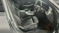 USED 2022 72 BMW 3 SERIES 2.0 320i M Sport Touring 5dr Petrol Auto Euro 6 (s/s) (184 ps) LOW MILES+LEATHER+SAT NAV+CAM+