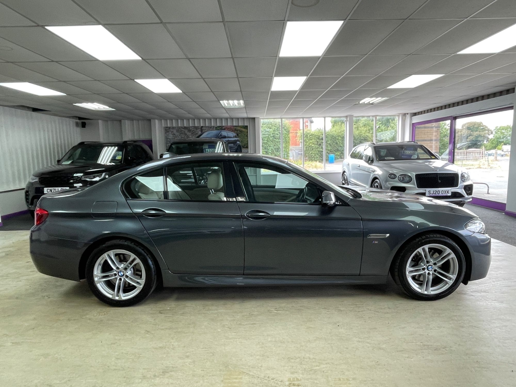 USED 2016 BMW 5 SERIES 2.0 520d M Sport Saloon 4dr Diesel Auto Euro 6 (s/s) (190 ps) 