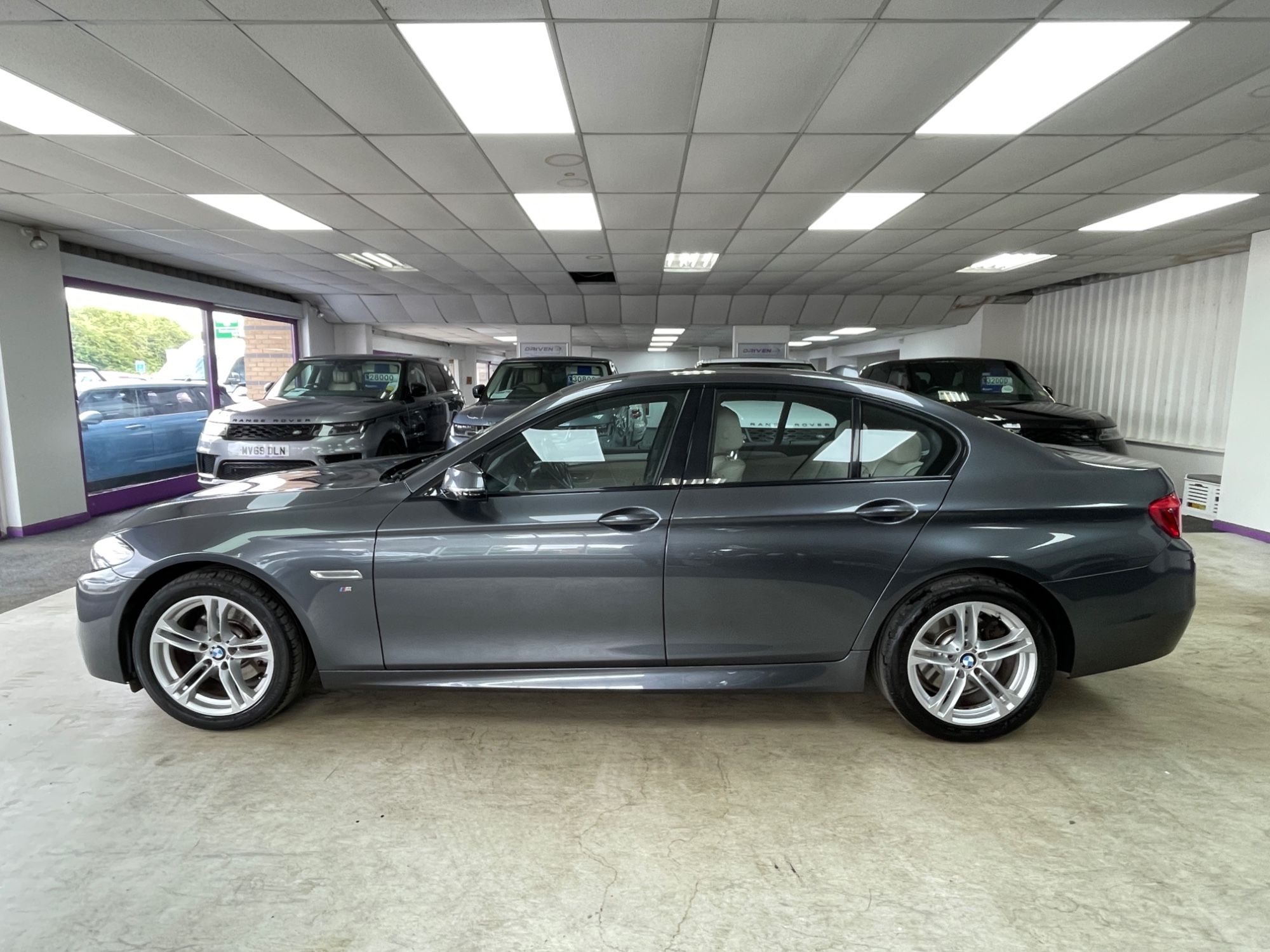 USED 2016 BMW 5 SERIES 2.0 520d M Sport Saloon 4dr Diesel Auto Euro 6 (s/s) (190 ps) 