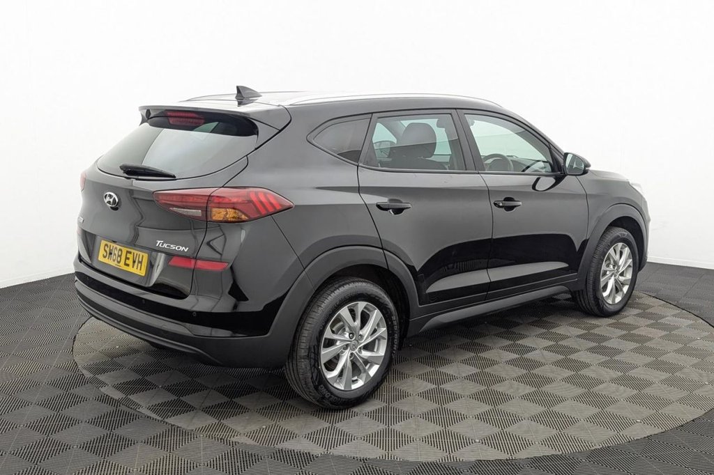 USED 2018 68 HYUNDAI TUCSON 1.6 GDi SE Nav SUV 5dr Petrol Manual Euro 6 (s/s) (132 ps) Sat Nav, Climate, Rear Camera