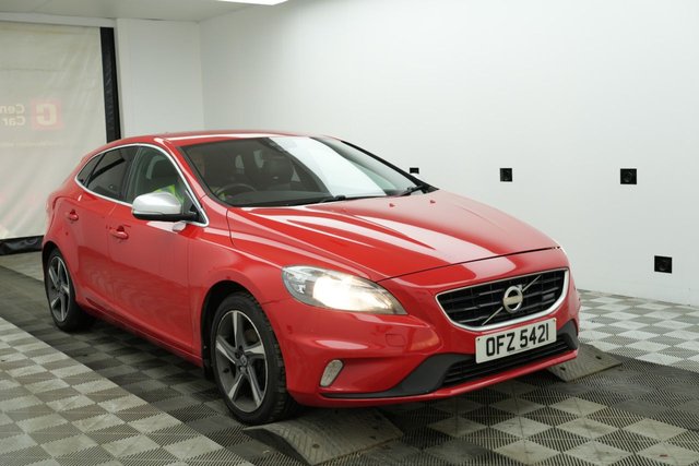 View our VOLVO V40
