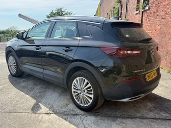 View our VAUXHALL GRANDLAND X