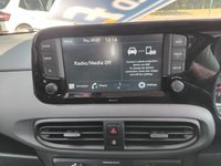 USED 2020 70 HYUNDAI I10 1.0 SE Connect Hatchback 5dr Petrol Manual Euro 6 (s/s) (67 ps) ONLY 11,582 MILES FROM NEW