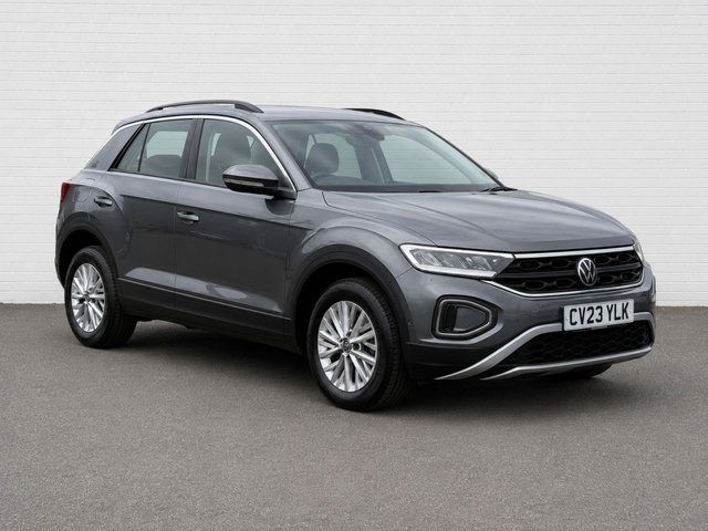 View our Volkswagen T-Roc 1.0 TSI Life SUV 5dr Petrol Manual Euro 6 (s/s) (110 ps)