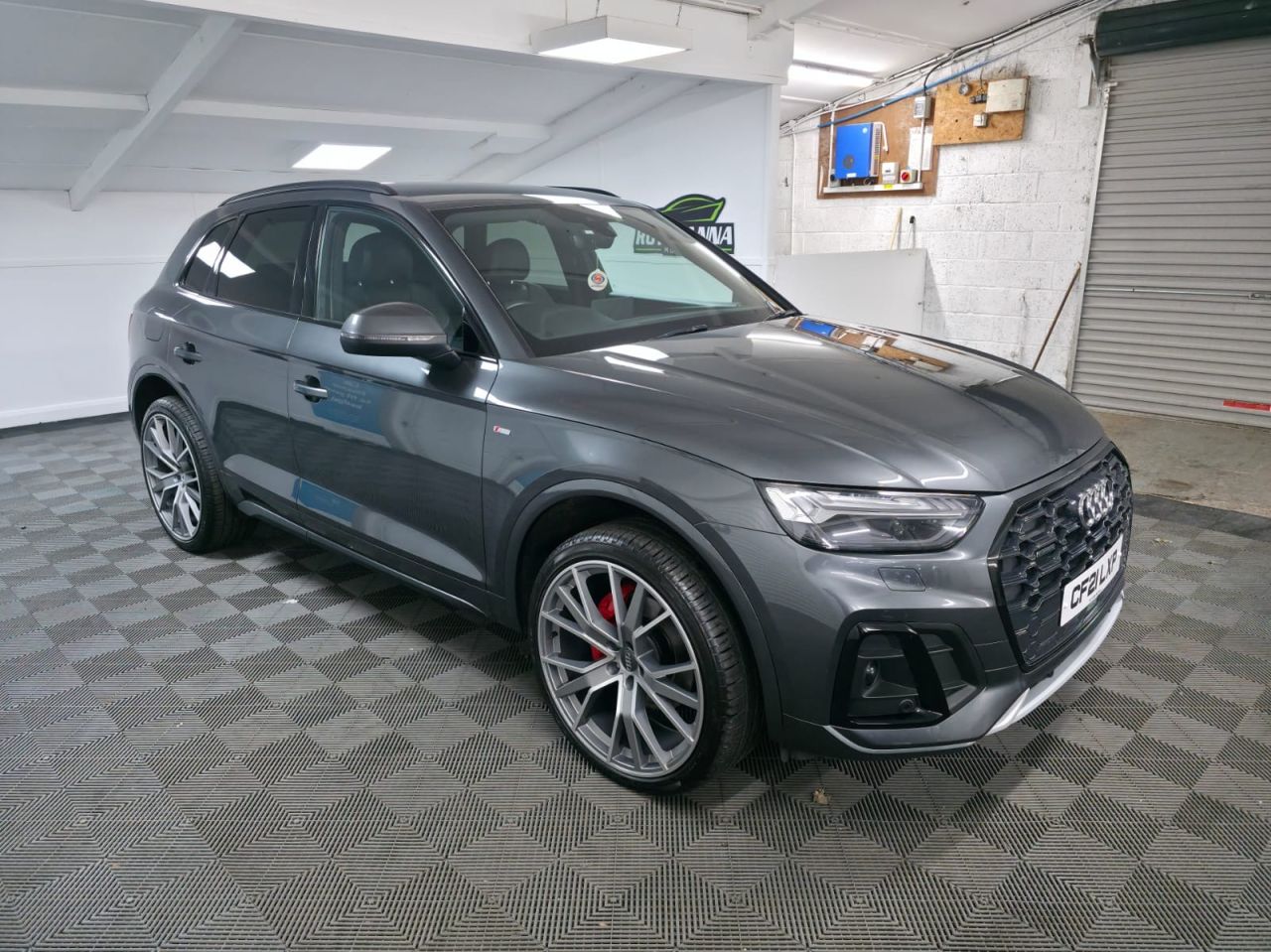 2021 AUDI Q5 S Line - vehicle photo 23 for sale on PureCar