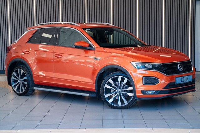 View our VOLKSWAGEN T-ROC