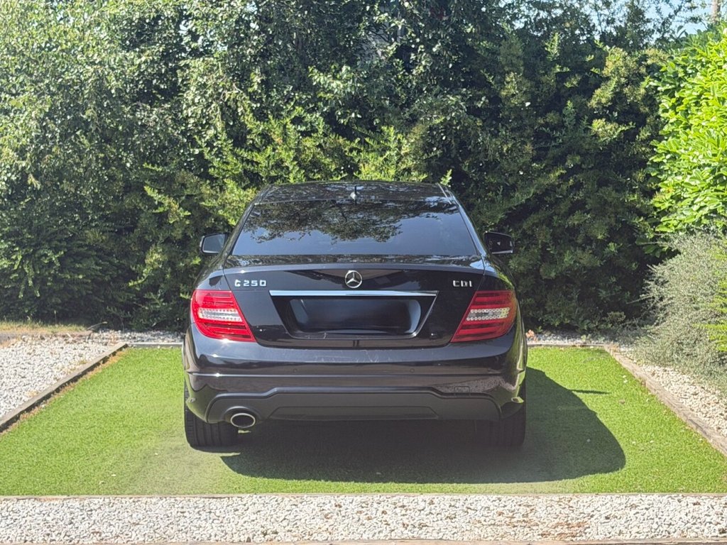 USED 2013 63 MERCEDES-BENZ C CLASS 2.1 C250 CDI AMG Sport Coupe 2dr Diesel G-Tronic+ Euro 5 (s/s) (204 ps) HEATED BLACK LEATHER, 2KEYS