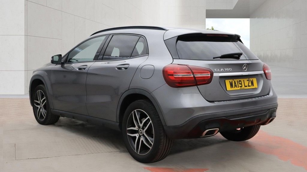 USED 2019 19 MERCEDES-BENZ GLA 1.6 GLA180 Urban Edition SUV 5dr Petrol 7G-DCT Euro 6 (s/s) (122 ps) 18 INCH ALLOYS/LOW MILEAGE