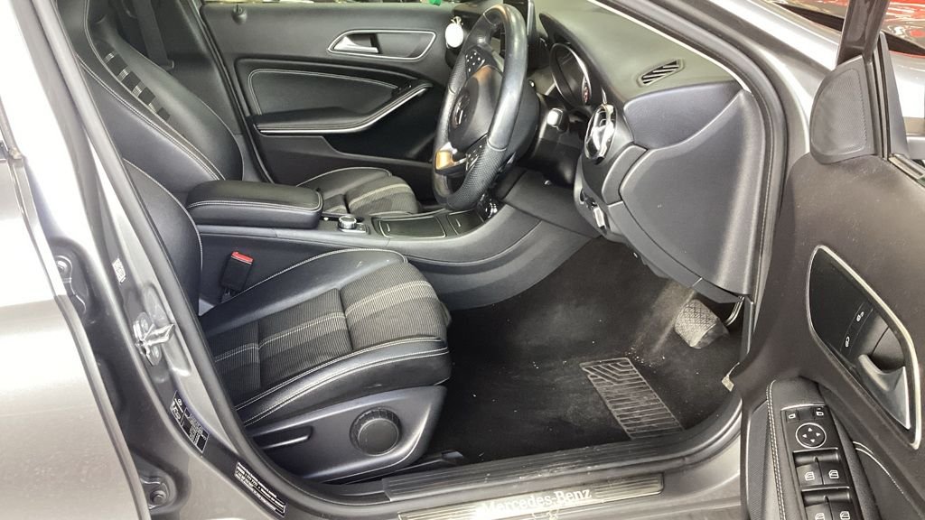 USED 2019 19 MERCEDES-BENZ GLA 1.6 GLA180 Urban Edition SUV 5dr Petrol 7G-DCT Euro 6 (s/s) (122 ps) 18 INCH ALLOYS/LOW MILEAGE