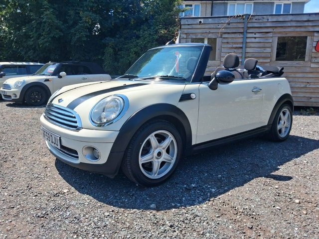 View our MINI CONVERTIBLE