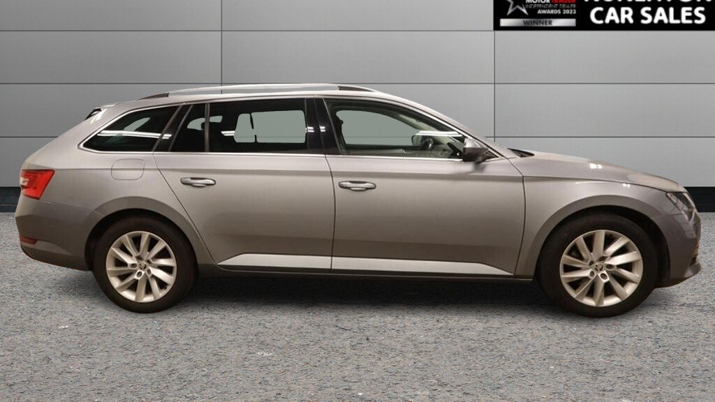 USED 2020 20 SKODA SUPERB 1.4 TSI iV 13kWh SE Technology Estate 5dr Petrol Plug-in Hybrid DSG Euro 6 (s/s) (218 ps) 
