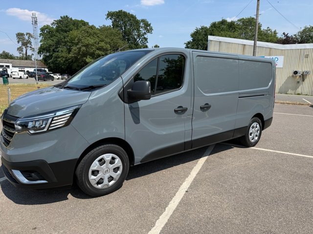 View our RENAULT TRAFIC