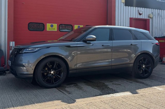 View our LAND ROVER RANGE ROVER VELAR