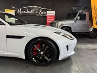 USED 2016 16 JAGUAR F-TYPE 3.0 V6 S Convertible 2dr Petrol Auto Euro 6 (s/s) (380 ps) 2016 JAGUAR F-TYPE 3.0 V6 S CONVERTIBLE - YULONG WHITE - RED LEATHER PERFORMANCE SEATS - 6 SERVICES TO 53K - REVERSE CAEMRA - 19 INCH ALLOYS - SAT NAV - HEATED SEATS - INTELLIGENT HIGH BEAM - SPORT EXHAUSTS